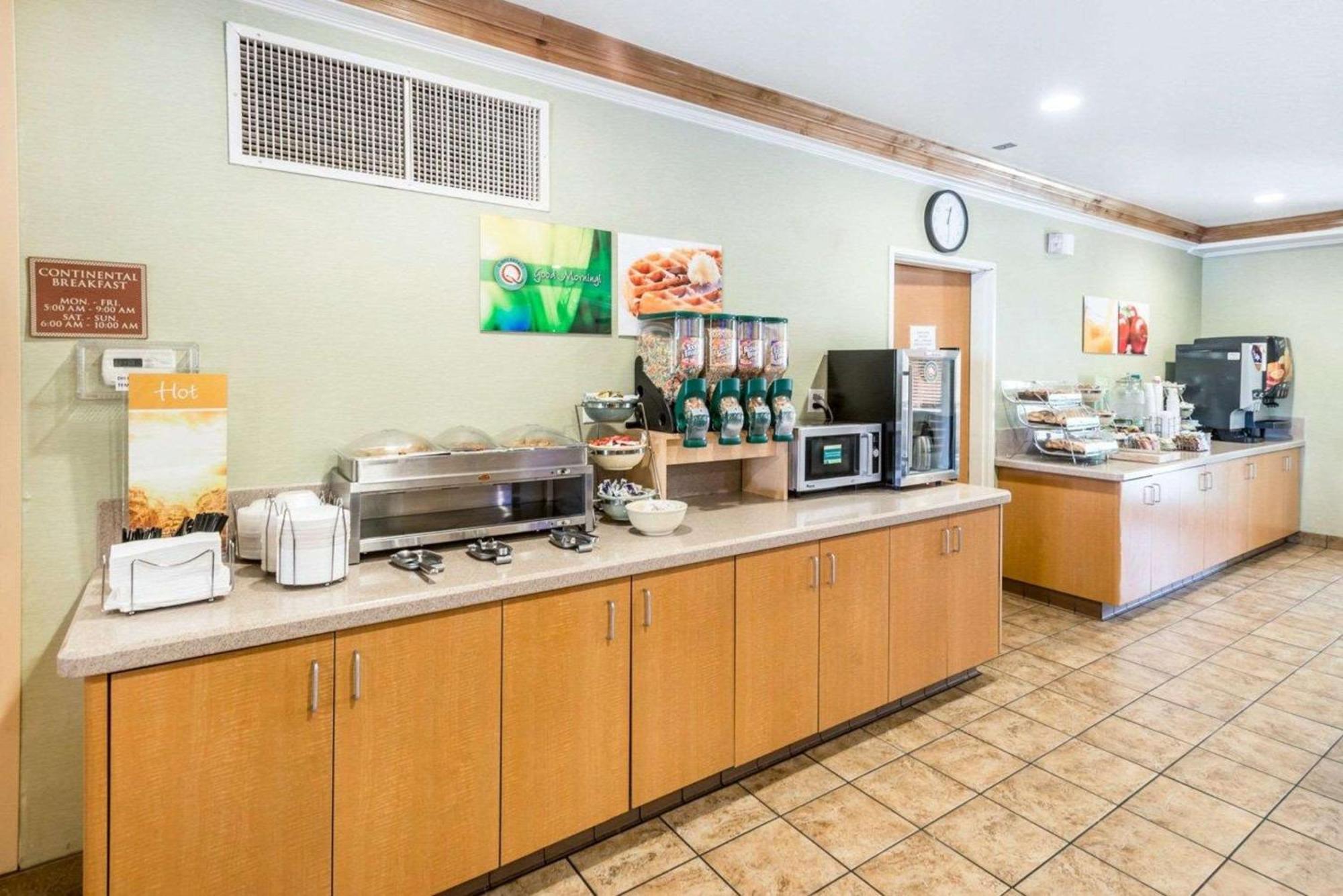 Quality Inn & Suites Denver International Airport Luaran gambar