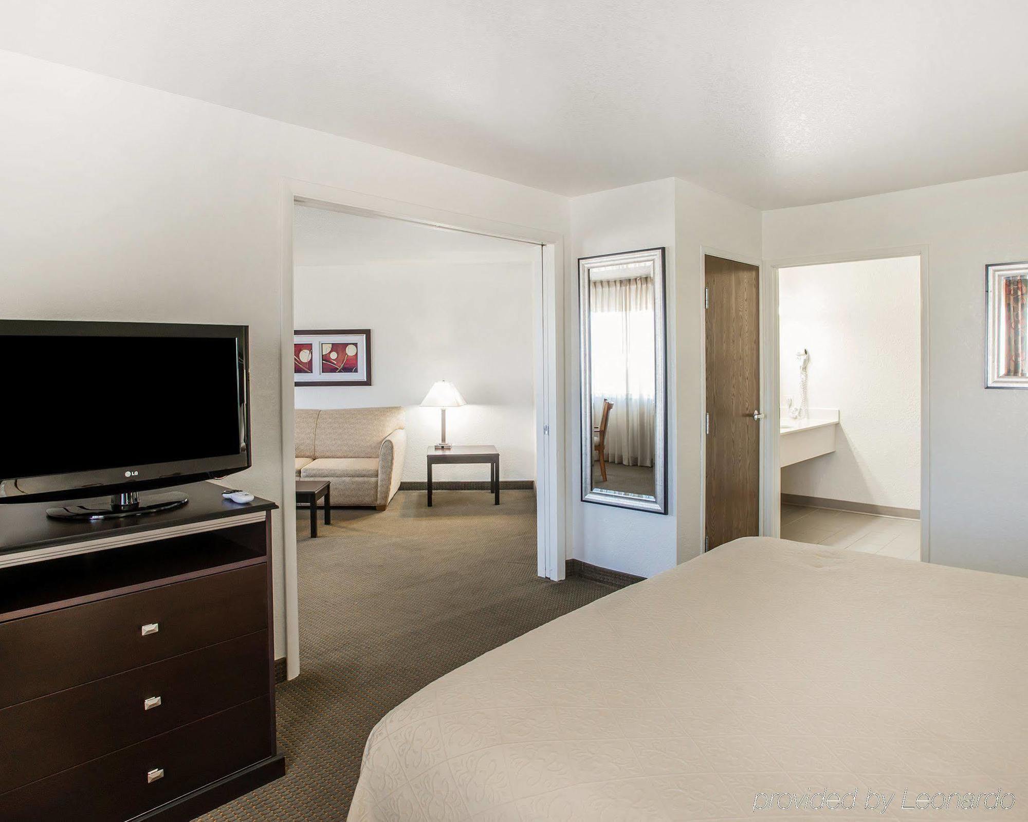 Quality Inn & Suites Denver International Airport Luaran gambar