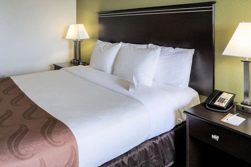 Quality Inn & Suites Denver International Airport Bilik gambar